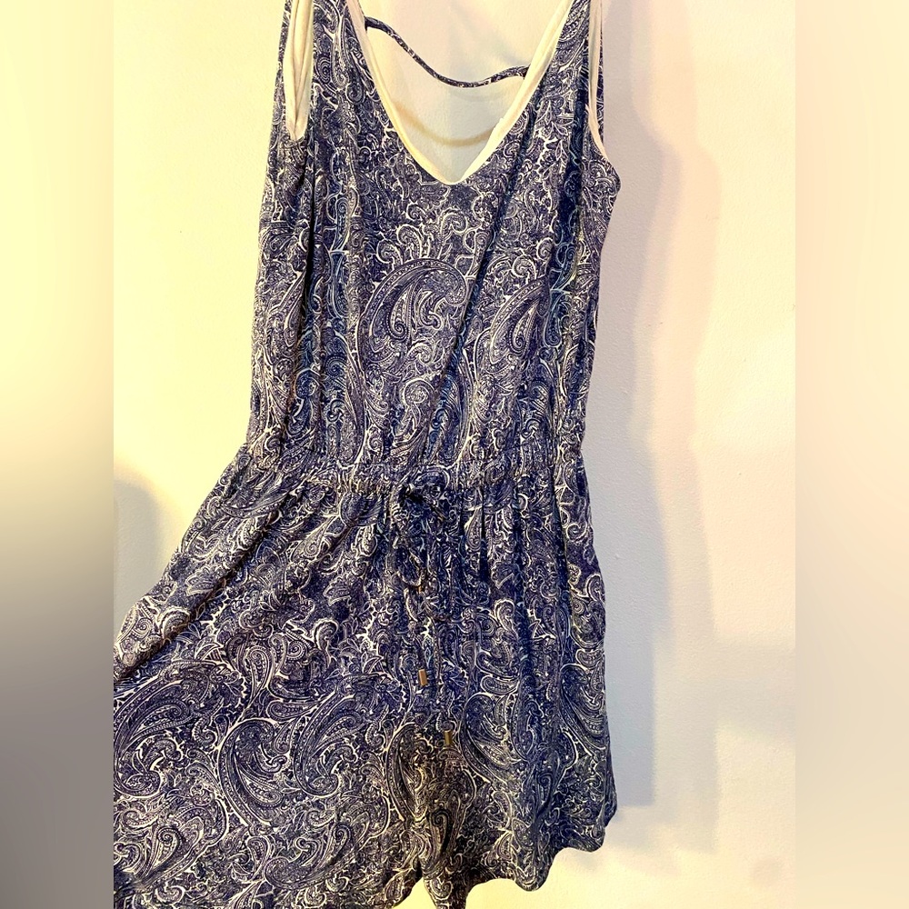 Basic | Small Blue and White Paisley Romper